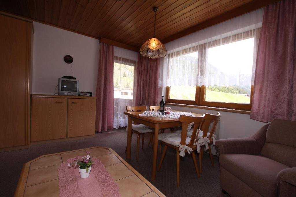 Landhaus Tschafein Galtür Екстериор снимка